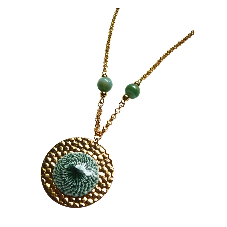 Collier pendentif floral, en laiton plaqué or, bijoux fleurs dahlia vert, bijoux floraux, nature, fait main, Joanna Calla
