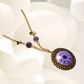 Bohemian floral pendant necklace for women in 24k gold plated brass, purple dahlia flower in polymer clay, Joanna Calla