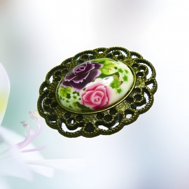 Broche rétro ovale deux roses