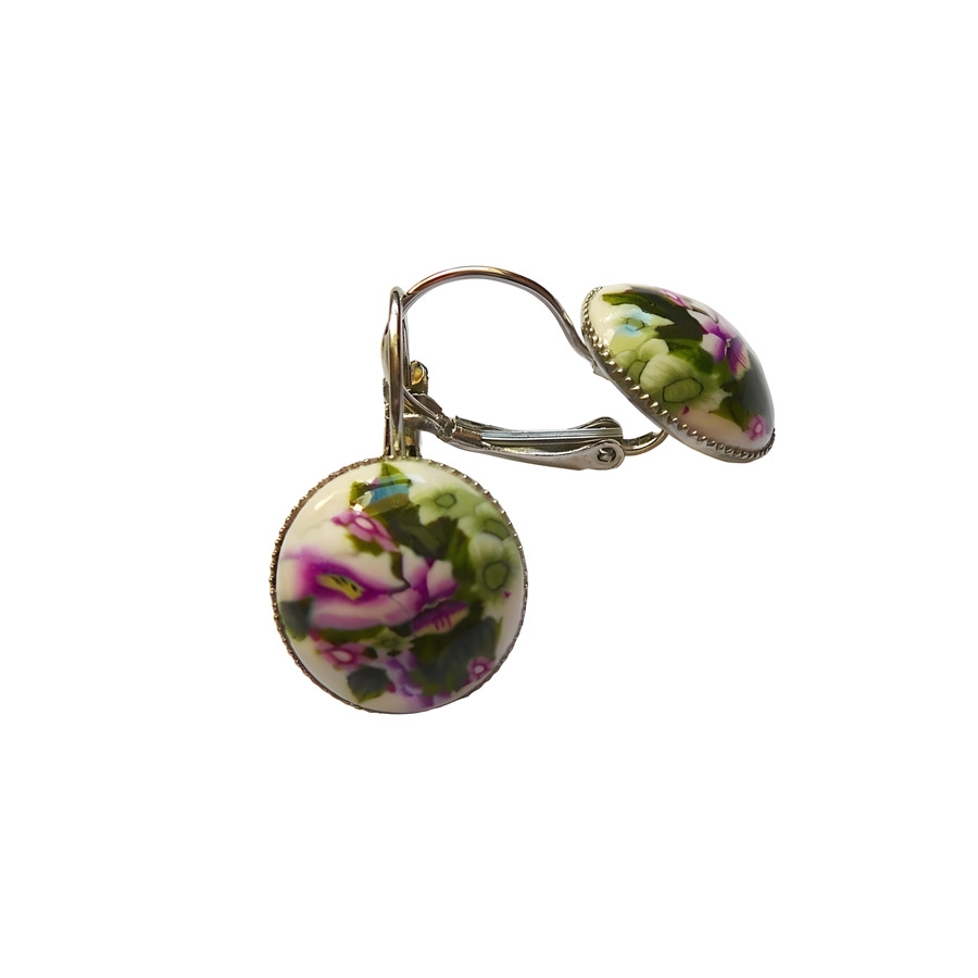 Boucles d'oreilles petites dormeuses pensées mauves, fait main, Joanna Calla
