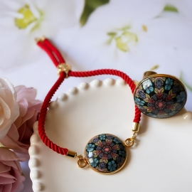 Floral round ring in brass, blue red mandala, unique piece, handmade, Joanna Calla