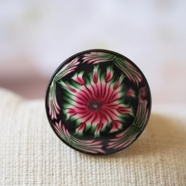 Bague bohème ronde, mandala rose noir, bijoux floraux, réglable pour femmes, fait main, Joanna Calla