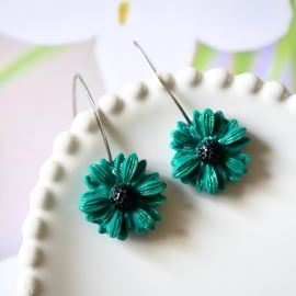 Artisan drop earrings, stainless steel, floral jewelry, green daisy flower, handmade, Joanna Calla