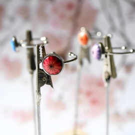 Bohemian floral ring, in silver stainless steel, red daisy flower in polymer clay, handmade, unique piece, Joanna Calla