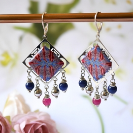 Bohemian silver dangling earrings, blue red mandala in polymer clay, handmade Joanna Calla
