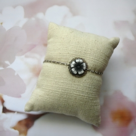 Bracelet fin floral, bohème, en laiton argent, bijoux fleurs cerisier noir, bijoux floraux, nature, fait main, Joanna Calla