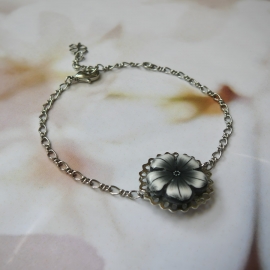 Bracelet fin floral, bohème, en laiton argent, bijoux fleurs cerisier noir, bijoux floraux, nature, fait main, Joanna Calla